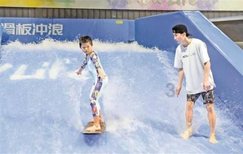 太空炽焰冲锋无敌版